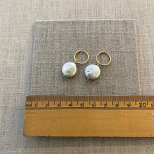 Load image into Gallery viewer, Coin Pearl on gold fill hoops

