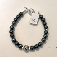 Load image into Gallery viewer, Hematite bracelet
