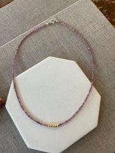 Load image into Gallery viewer, Semiprecious necklace with a Hammered 14 karat gold filled beads
